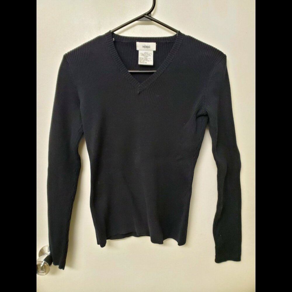 Nomi V Crewneck (s) 100% Cotton